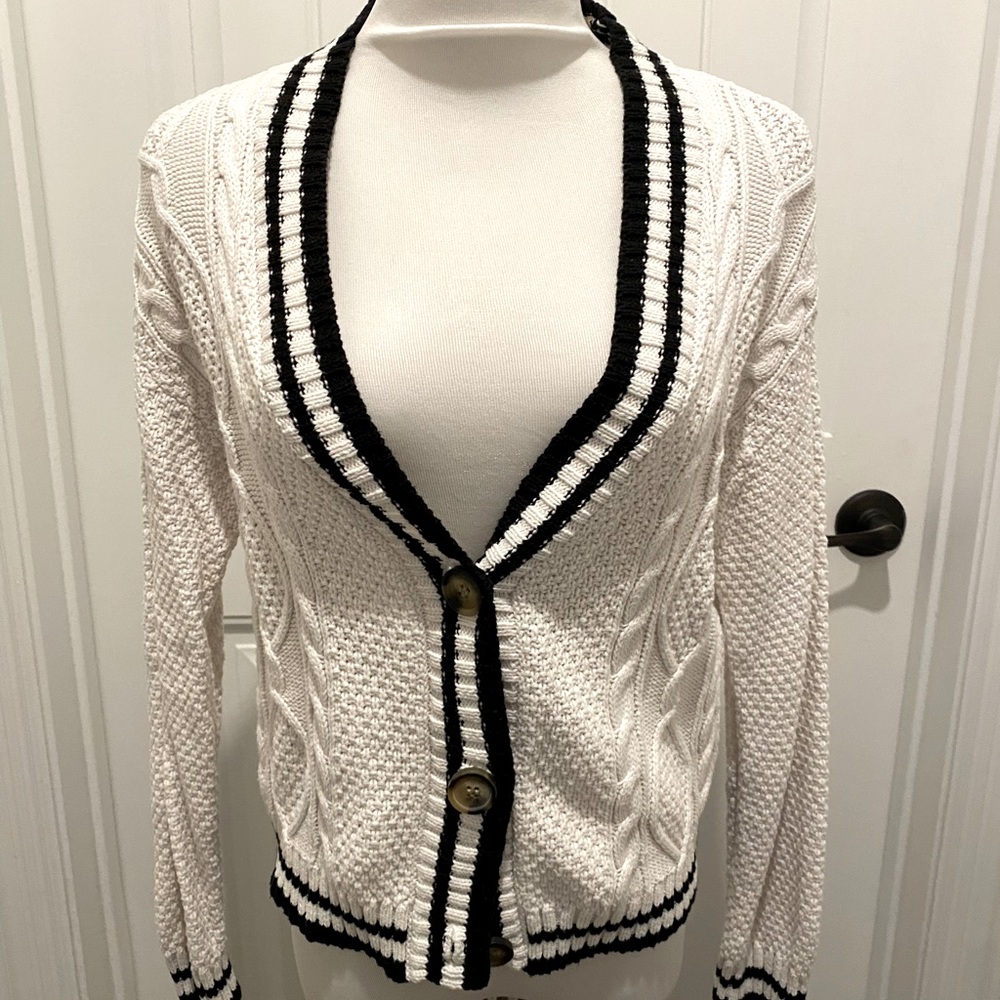 Hooked up juniors knitted sweater